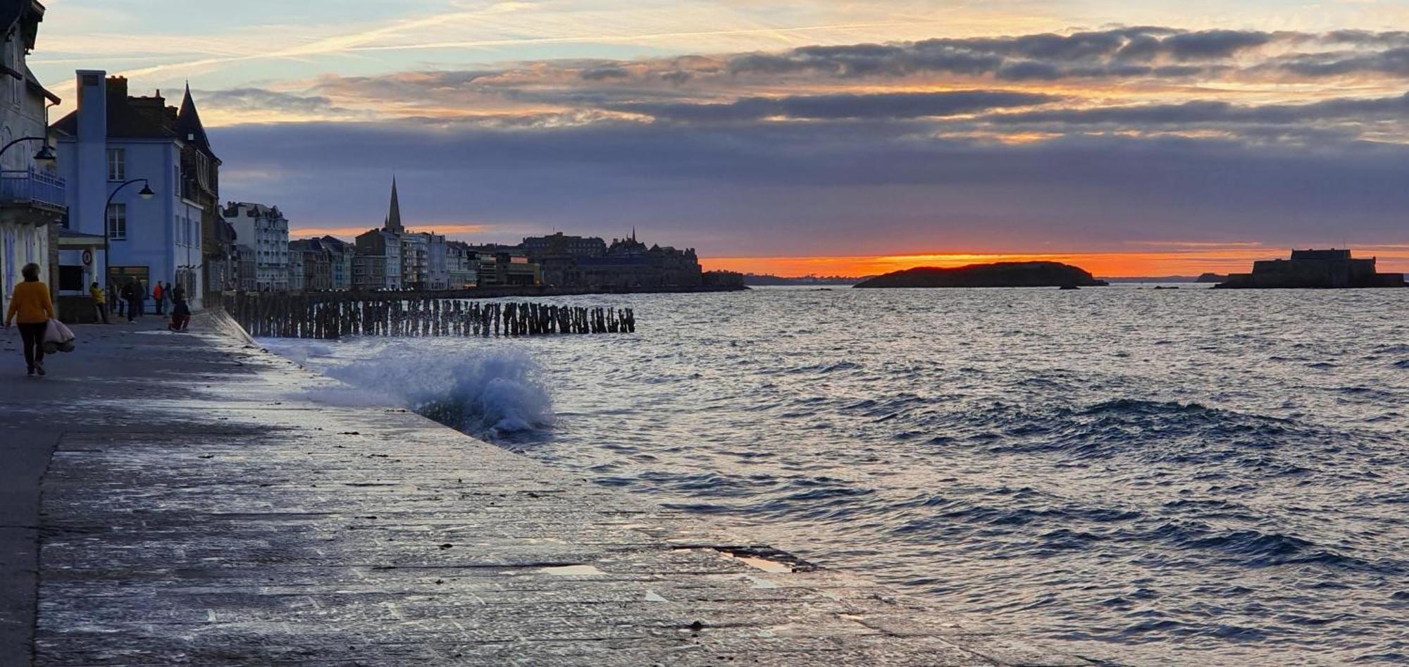 Thi Bai Saint-Malo